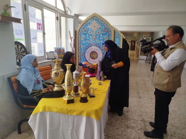 جشنواره فرهنگی هنری بومی ومحلی در پردیس شهید باهنر  3