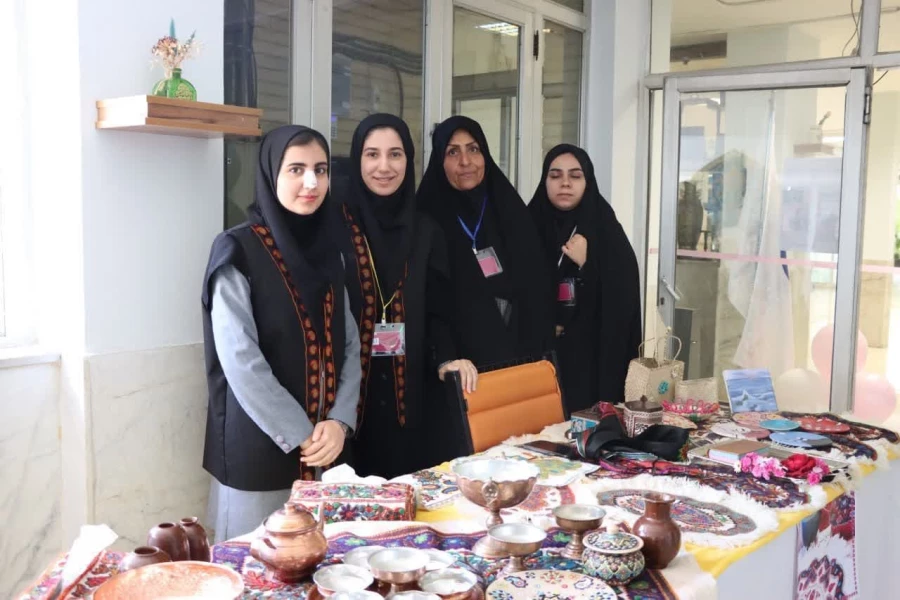 جشنواره فرهنگی هنری بومی ومحلی در پردیس شهید باهنر  5