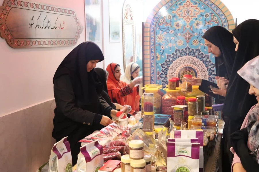 جشنواره فرهنگی هنری بومی ومحلی در پردیس شهید باهنر  8