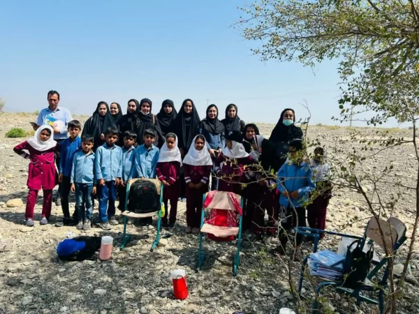 بازدید علمی از مدارس  چند پایه جلگه عشایری شهر بلوک شهرستان جیرفت

 4