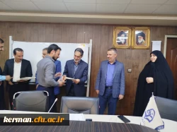 تقدیر از کارشناسان و سرپرستان خوابگاههای دانشجویی به مناسبت هفته سراهای دانشجویی

 6