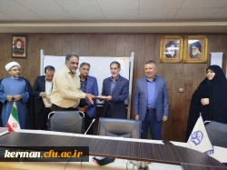 تقدیر از کارشناسان و سرپرستان خوابگاههای دانشجویی به مناسبت هفته سراهای دانشجویی

 9