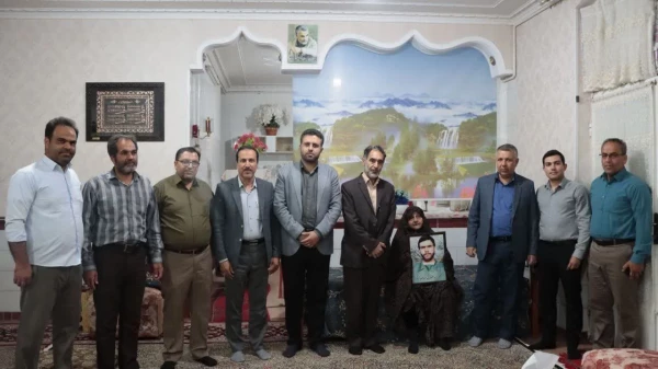 دیدار با خانواده شهید دانشجو معلم مهدی عبدالله زاده

 2