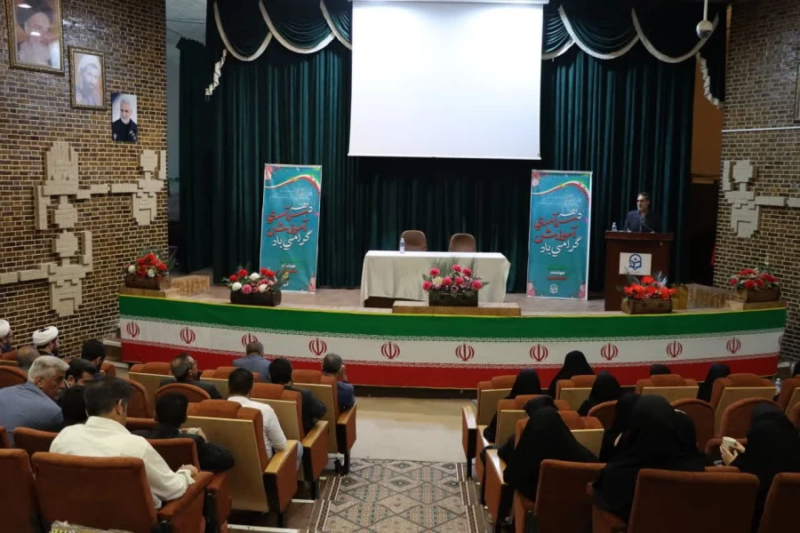 نشست صمیمی اساتید و اعضای هیأت علمی با مسئولین دانشگاه بمناسبت بزرگداشت مقام معلم و دهه سرآمدی آموزش 7