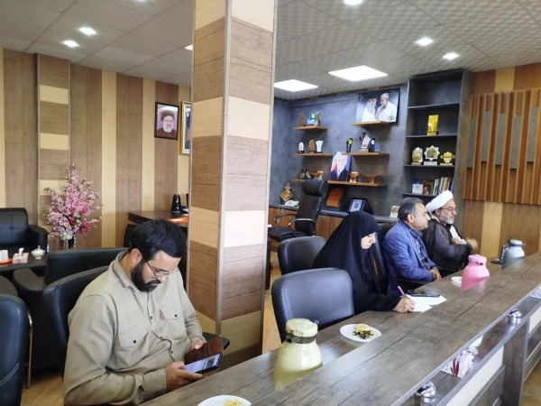 نشست مشترک دانشگاه فرهنگیان و ستاداقامه نماز استان کرمان 

 3