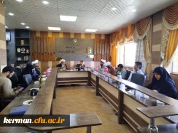 نشست مشترک دانشگاه فرهنگیان و ستاداقامه نماز استان کرمان 

 4