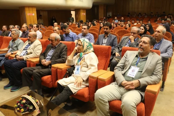 ریاضی و فلسفه مادر همه علوم هستند.

 4