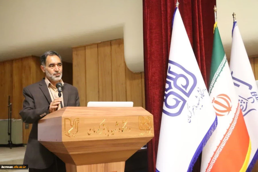 ریاضی و فلسفه مادر همه علوم هستند.

 6