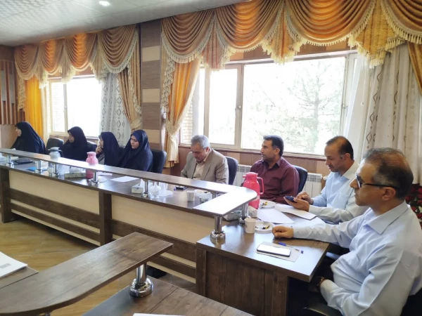 شورای مدیریت دانشگاه فرهنگیان استان با محوریت تعمیر و تجهیز تشکیل جلسه داد.
 3