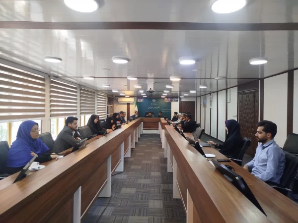 حضور رئیس دانشگاه فرهنگیان استان در جلسه وزارتی نماد 3