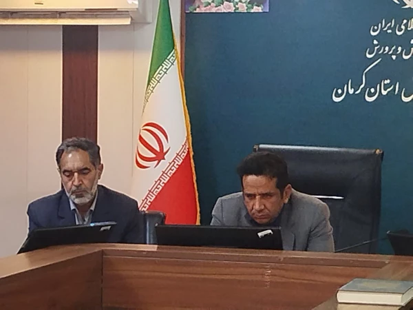 حضور رئیس دانشگاه فرهنگیان استان در جلسه وزارتی نماد 5