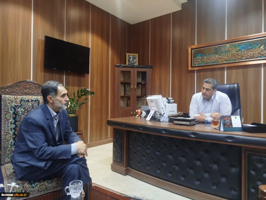 رئیس دانشگاه فرهنگیان استان با معاون هماهنگی امور عمرانی استانداری کرمان دیدار و گفتگو کرد 2