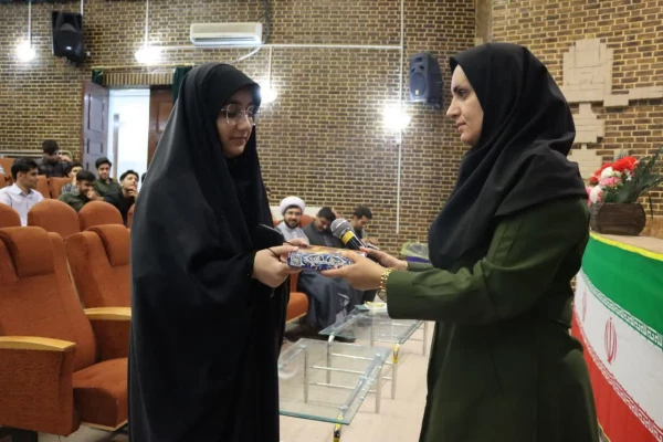 برگزاری نشست تبیین سیره و معارف رضوی در پردیس شهید باهنر 9