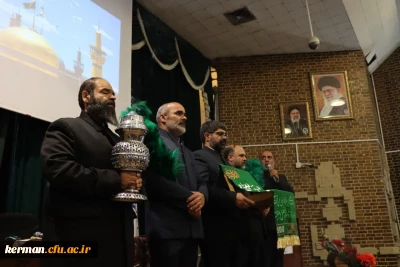 به همت انجمن علمی الهیات پردیس شهید باهنر برگزار شد: 

 نشست تبیین سیره و معارف رضوی