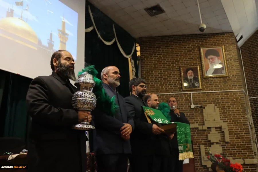 برگزاری نشست تبیین سیره و معارف رضوی در پردیس شهید باهنر 12