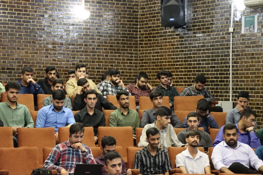 یادواره شهید آیت الله رئیسی و شهدای خدمت همزمان با اولین سالگرد شهادت شهید آیت الله رئیسی وشهدای خدمت 3