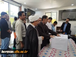 بازدید رئیس دانشگاه فرهنگیان استان کرمان از روند برگزاری انتخابات شورای صنفی،رفاهی پردیس خواجه نصیرالدین طوسی  5