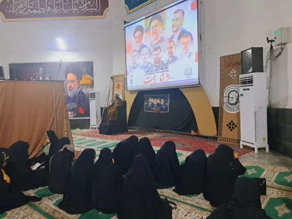 اولین یادواره بزرگداشت مقام شامخ شهدای خدمت (شهید آیت الله رئیسی و همراهانشان) دانشگاه فرهنگیان کرمان  در پردیس امیرکبیر جیرفت  3