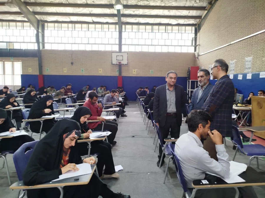 بازدید رئیس دانشگاه فرهنگیان استان از آزمون پایانی پودمانهای مهارت آموزی_بهار ۱۴۰۴  3