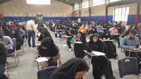 بازدید رئیس دانشگاه فرهنگیان استان از آزمون پایانی پودمانهای مهارت آموزی_بهار ۱۴۰۴  4