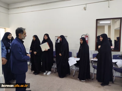بازدیدرئیس دانشگاه فرهنگیان استان کرمان ازحوزه ارزیابی شایستگی های معلمی در پردیس شهید باهنر (خواهران)