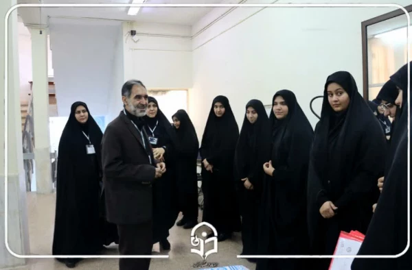 رئیس دانشگاه فرهنگیان استان از حوزه های ارزیابی دانشگاه فرهنگیان کرمان بازدید کرد 2