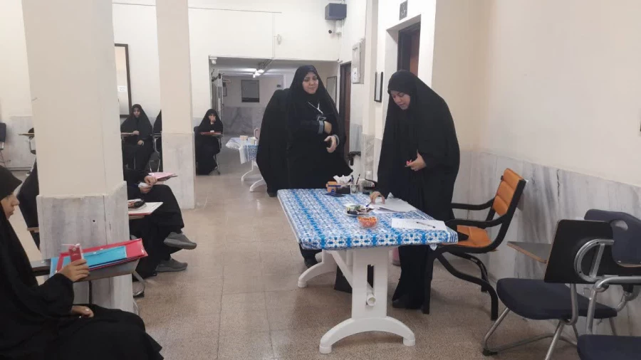 بازدید رئیس دانشگاه فرهنگیان استان از حوزه ارزیابی پردیس شهید باهنر(خواهران)  3