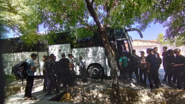  بدرقه  کاروان دانشجومعلمان پسر اعزامی به پیاده روی اربعین حسینی دانشگاه فرهنگیان استان کرمان  6