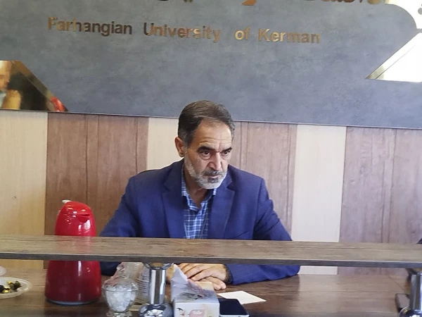 شورای مدیریت دانشگاه فرهنگیان استان کلیه همکاران مدیریت استان و پردیسها  راموظف به حضور در برگزاری آزمون اصلح کرد. 3