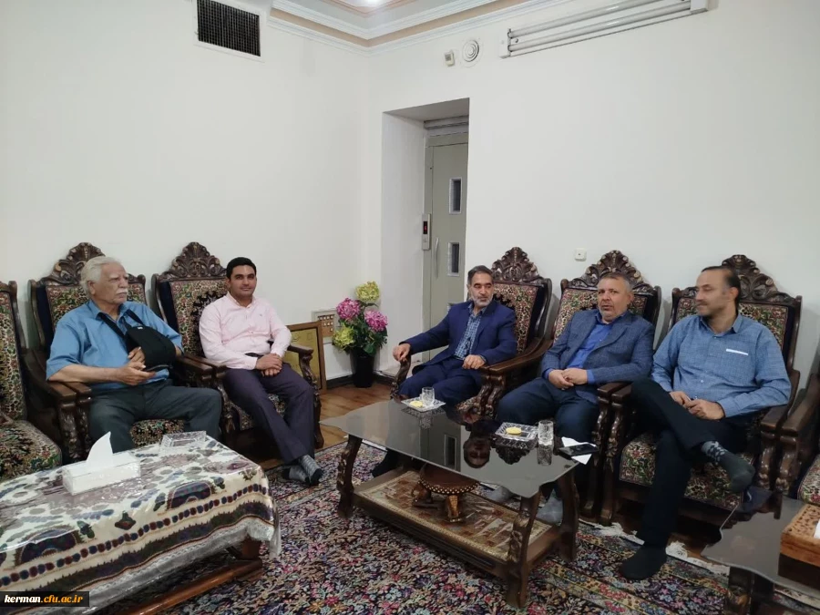 دیدار رئیس دانشگاه فرهنگیان استان با خیر رفسنجانی  2