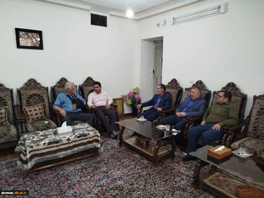 دیدار رئیس دانشگاه فرهنگیان استان با خیر رفسنجانی  2