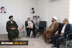 دیدار معاون پژوهش و فناوری دانشگاه فرهنگیان کشور با نماینده ولی فقیه در استان و امام جمعه کرمان 4