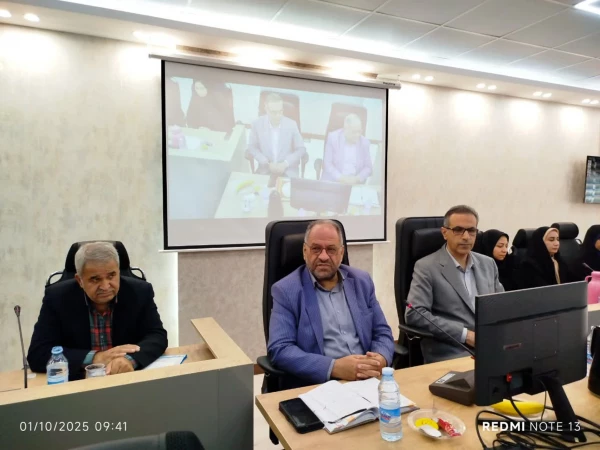 نشست هم اندیشی رئیس بسیج اساتید دانشگاه فرهنگیان کشور با استید واعضای هیئت علمی دانشگاه فرهنگیان کرمان  2