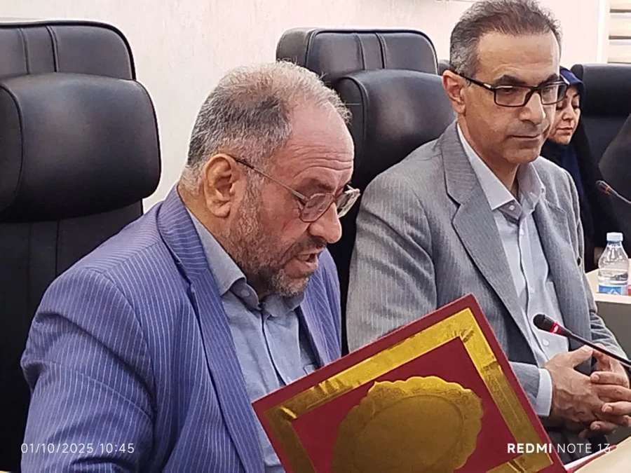 نشست هم اندیشی رئیس بسیج اساتید دانشگاه فرهنگیان کشور با استید واعضای هیئت علمی دانشگاه فرهنگیان کرمان  4