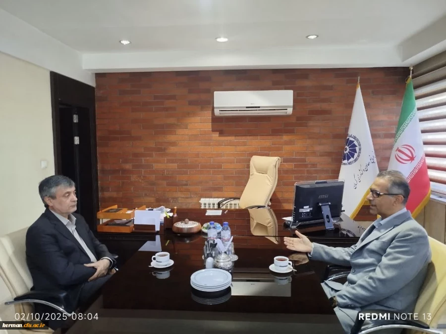 دیدار رئیس دانشگاه فرهنگیان استان با رئیس اتاق بازرگانی،صنایع معادن و کشاورزی کرمان 2