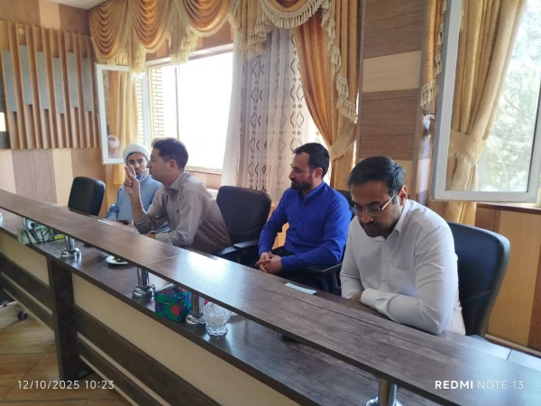 نشست صمیمانه رئیس دانشگاه فرهنگیان استان با سرپرستان سراهای دانشجویی پردیس خواجه نصیر الدین طوسی 4