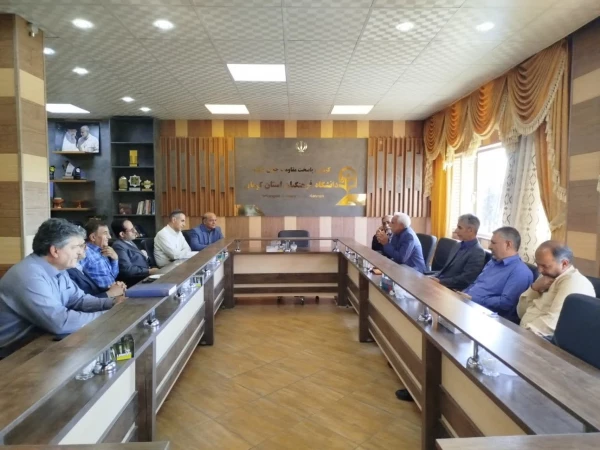 دیدار  جمعی از فرهیختگان دانشگاه فرهنگیان استان با دکتر بلوردی 2