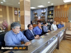 دیدار  جمعی از فرهیختگان دانشگاه فرهنگیان استان با دکتر بلوردی 2