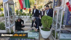 ادای احترام ریاست دانشگاه فرهنگیان کشور به مقام شهید حاج قاسم سلیمانی 5