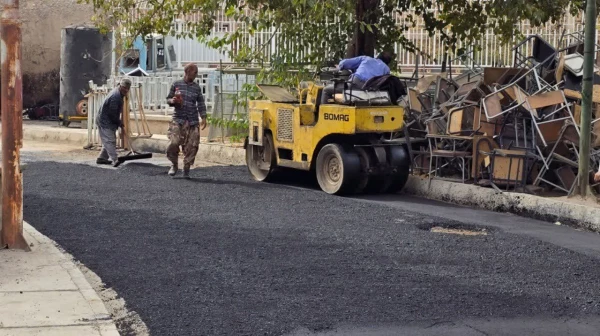 شروع آسفالت محوطه پردیس خواجه نصیرالدین طوسی دانشگاه فرهنگیان کرمان  4