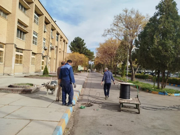 توسعه شبکه های ارتباطی و فناوری اطلاعات در پردیس خواجه نصیرالدین طوسی 4