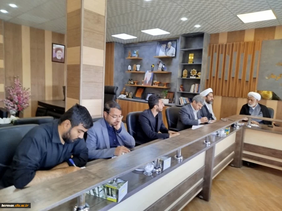 بررسی کسورات وبدهی های  دانشجویی درشورای مدیریت دانشگاه فرهنگیان کرمان 3