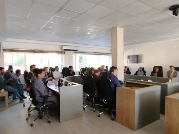 آیین تقدیر از ریاست ومعاون دانشجویی  پردیس خواجه نصیرالدین طوسی 4