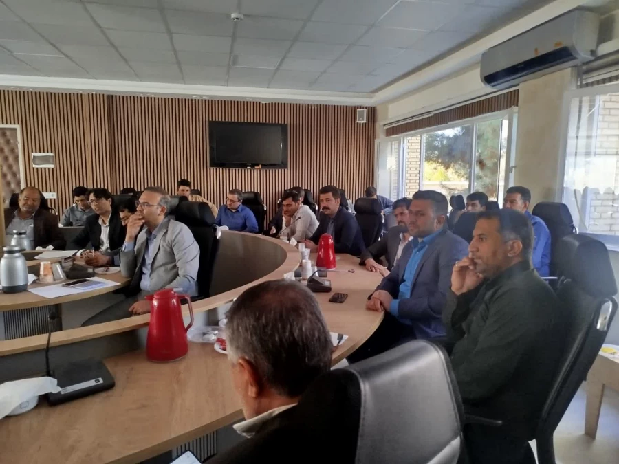 آیین تقدیر از ریاست ومعاون دانشجویی  پردیس خواجه نصیرالدین طوسی 6