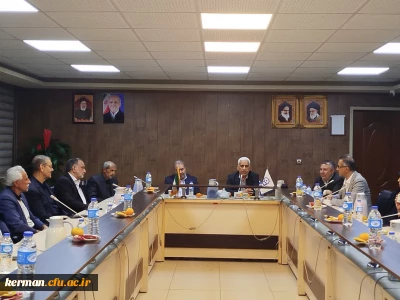 دیدار رئیس دانشگاه فرهنگیان استان با روسای سابق مراکز تربیت معلم کرمان