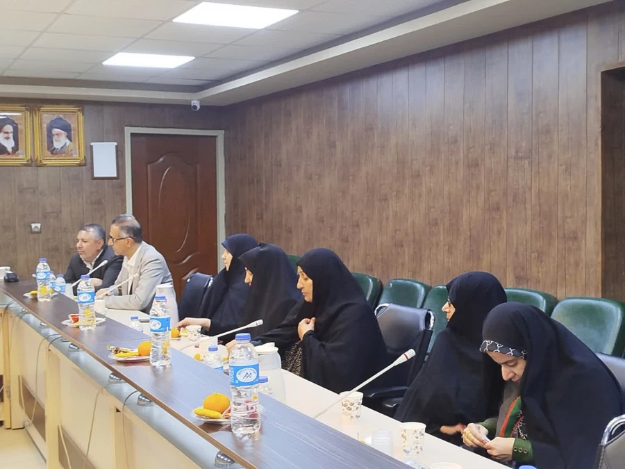 دیدار رئیس دانشگاه فرهنگیان استان با روسای سابق مراکز تربیت معلم کرمان 6