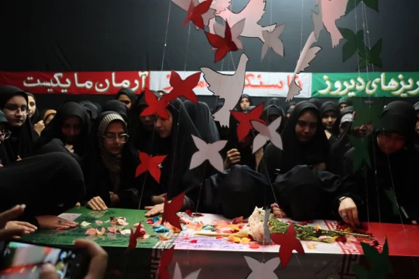 تشییع شهید گمنام در دانشگاه فرهنگیان کرمان 12