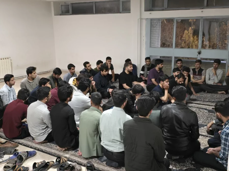 بازدید میدانی مسئولین دانشگاه از سرای دانشجویی شهید علی بیگی پردیس خواجه نصیرالدین طوسی 4