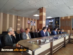 در نشست شورای مدیریت دانشگاه فرهنگیان استان یاد و خاطره آتش نشان فداکار شهید میر شکاری گرامی داشته شد. 4