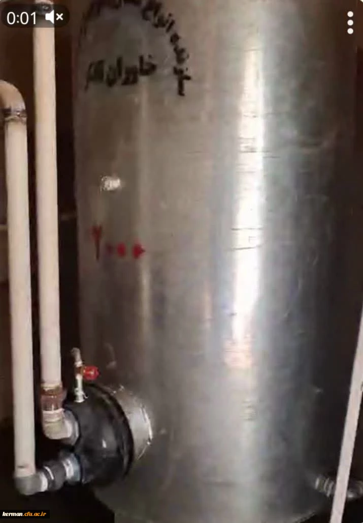 تعویض منبع های فرسوده آبگرم در پردیس شهید باهنر 3